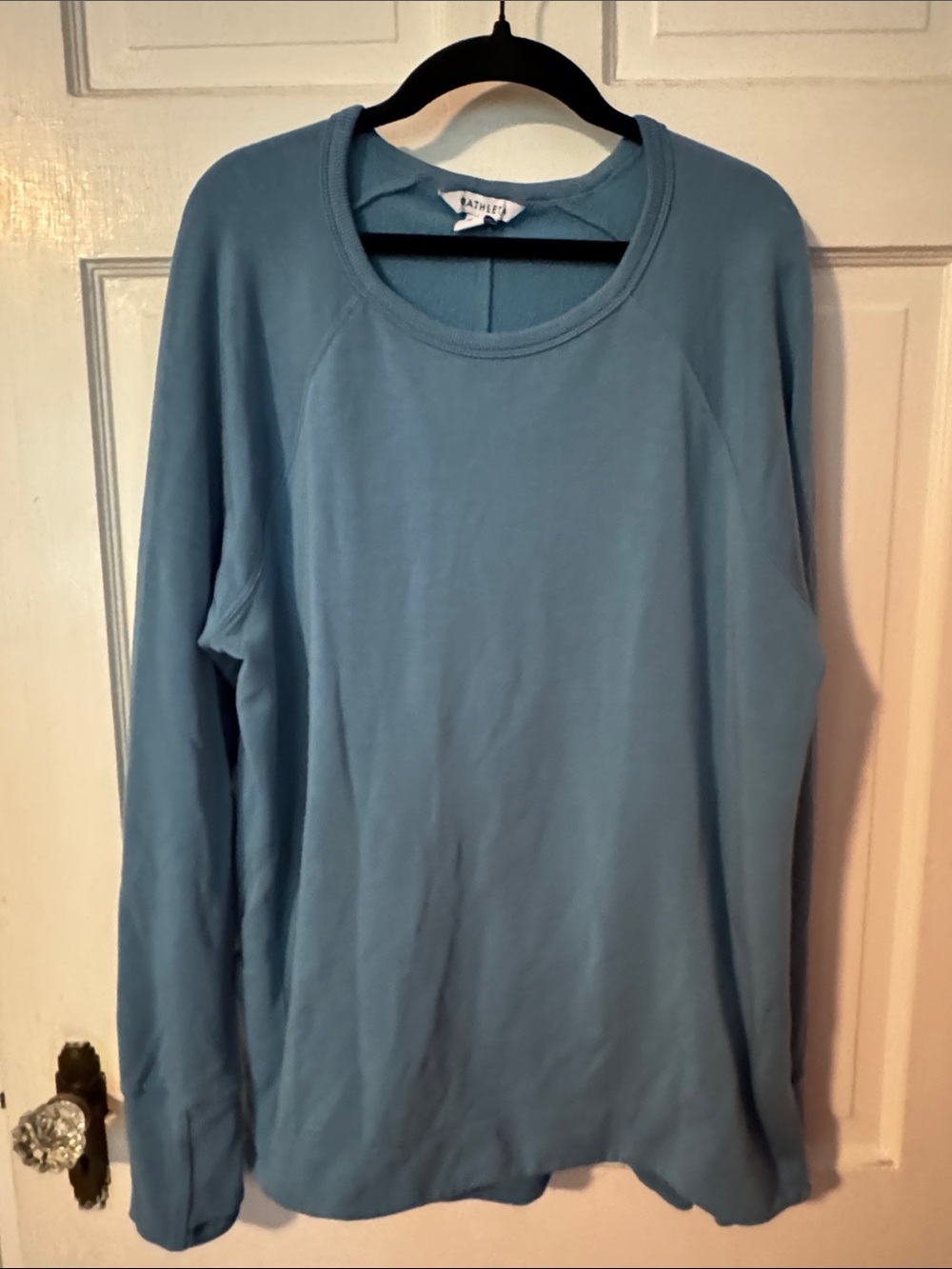 Athleta Coaster Luxe Heathered Light Gray Pullover Sweatshirt Thumbholes Sz M
